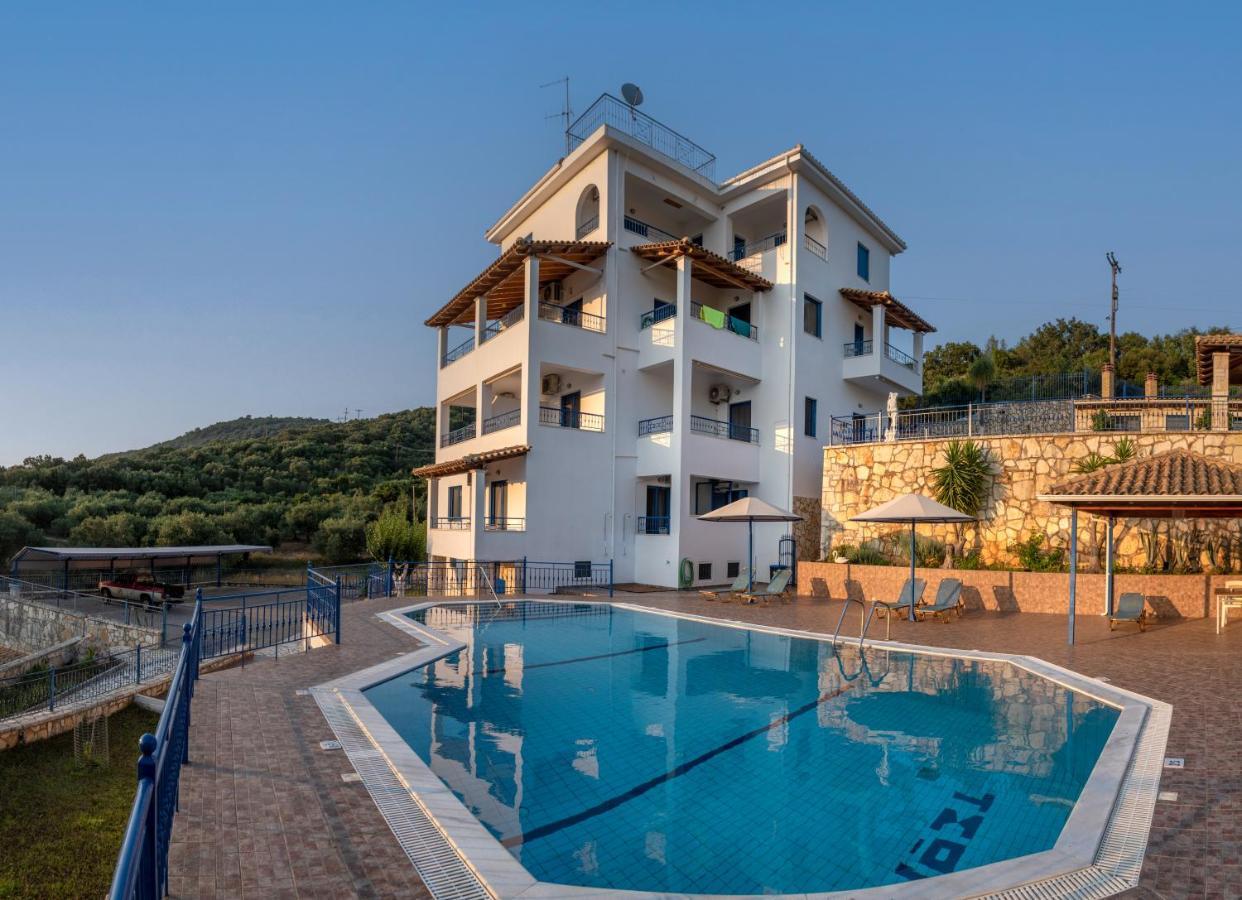 Rodanthi Country house